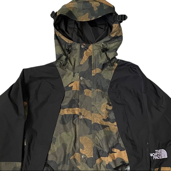 THE NORTH FACE 1994 Retro Mountain Light Jacket - Picture 2 of 15